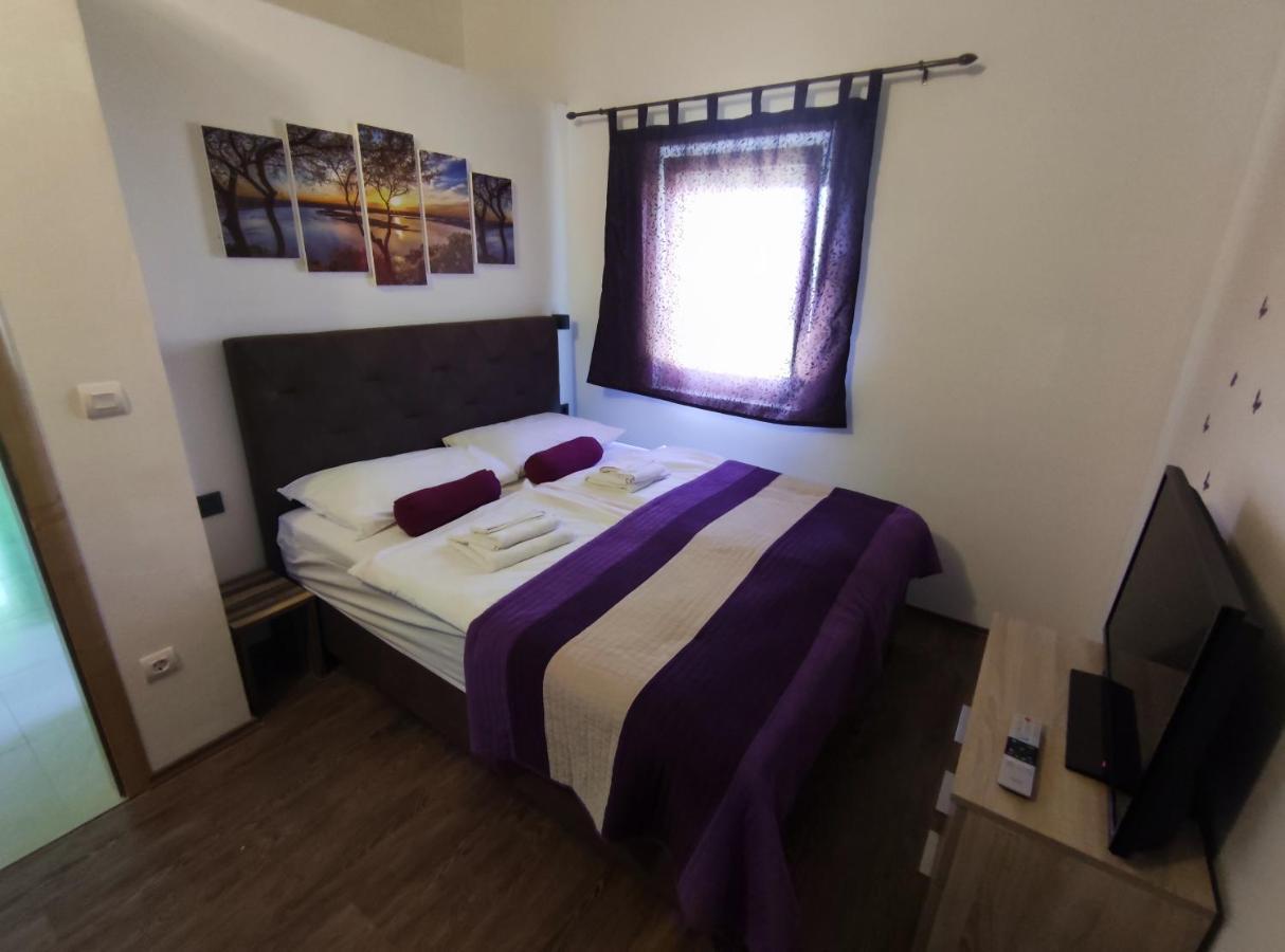 Panorama Sunset Apartments 茨雷斯 外观 照片