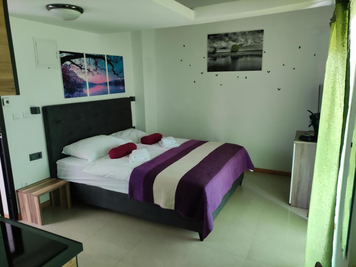 Panorama Sunset Apartments 茨雷斯 外观 照片